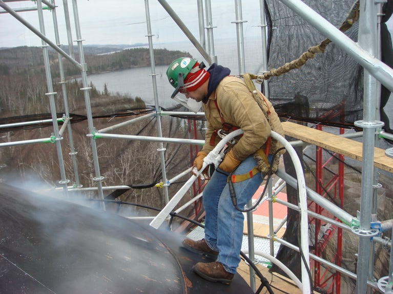 Renowacja zabytków: procesy techniczne i czyszczenie dziedzictwa.