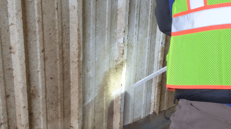 Czyszczenie elewacji: metody przemysłowe i najlepsze praktyki