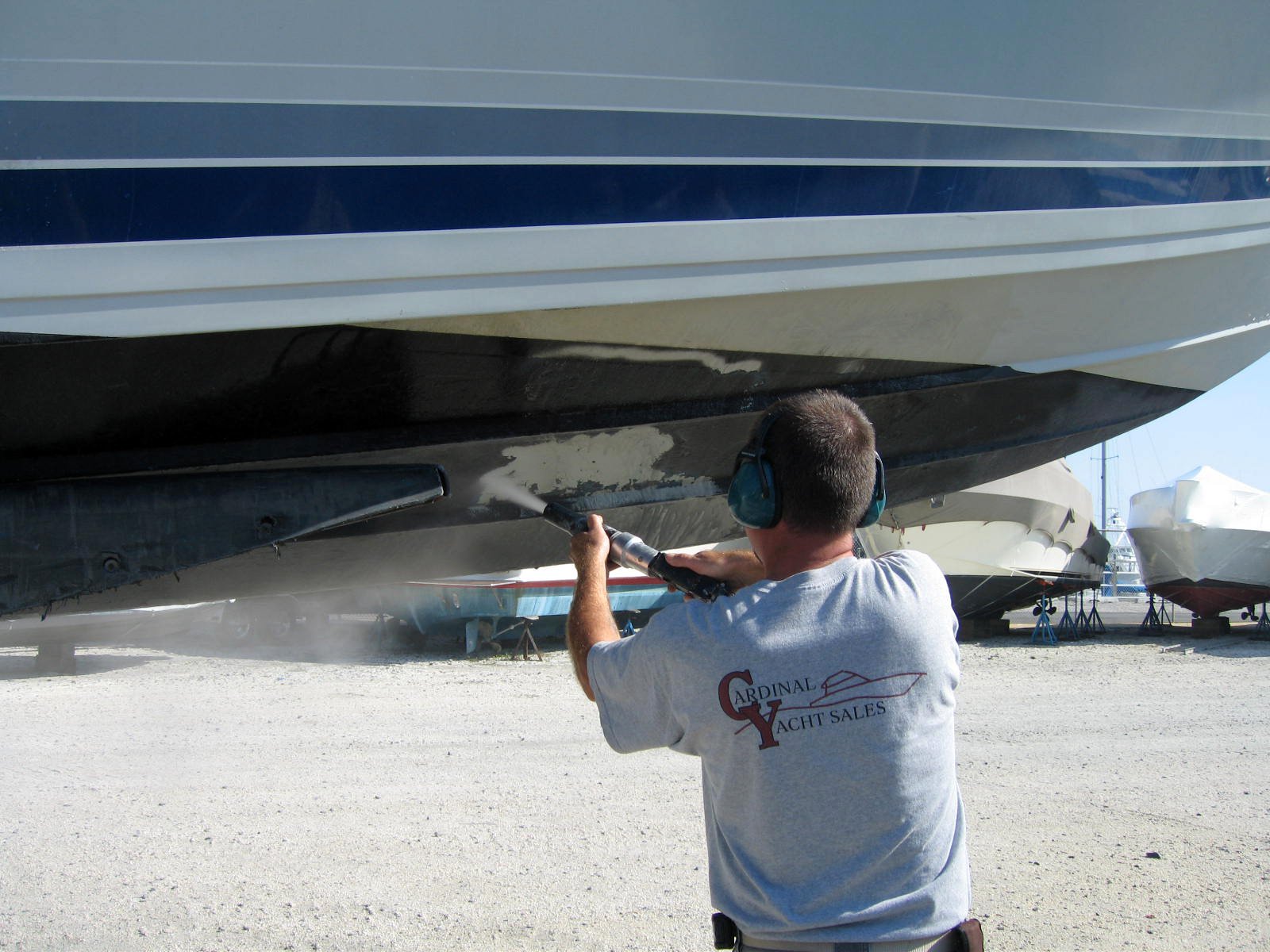 czyszczenie-jachtu-suchym-lodem-cold-jet